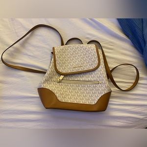 Michae kors backpack